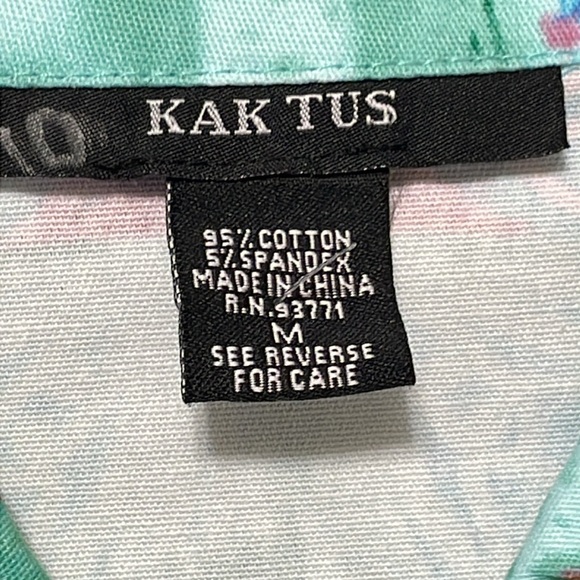 Kak Tus Women's Vintage Printed Jacket. Very Good Condition. Size M. - Picture 10 of 11